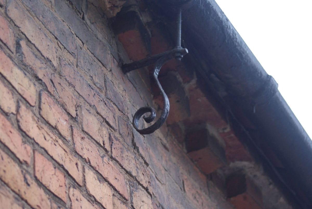 Not a History of Rainwater Guttering Brackets