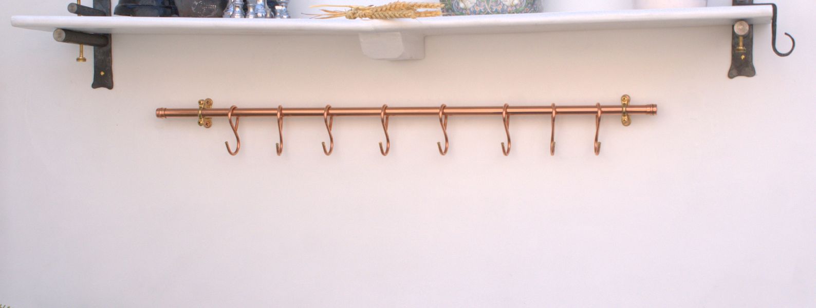 31-inch French-style copper pot rack with 8 hand-forged hooks